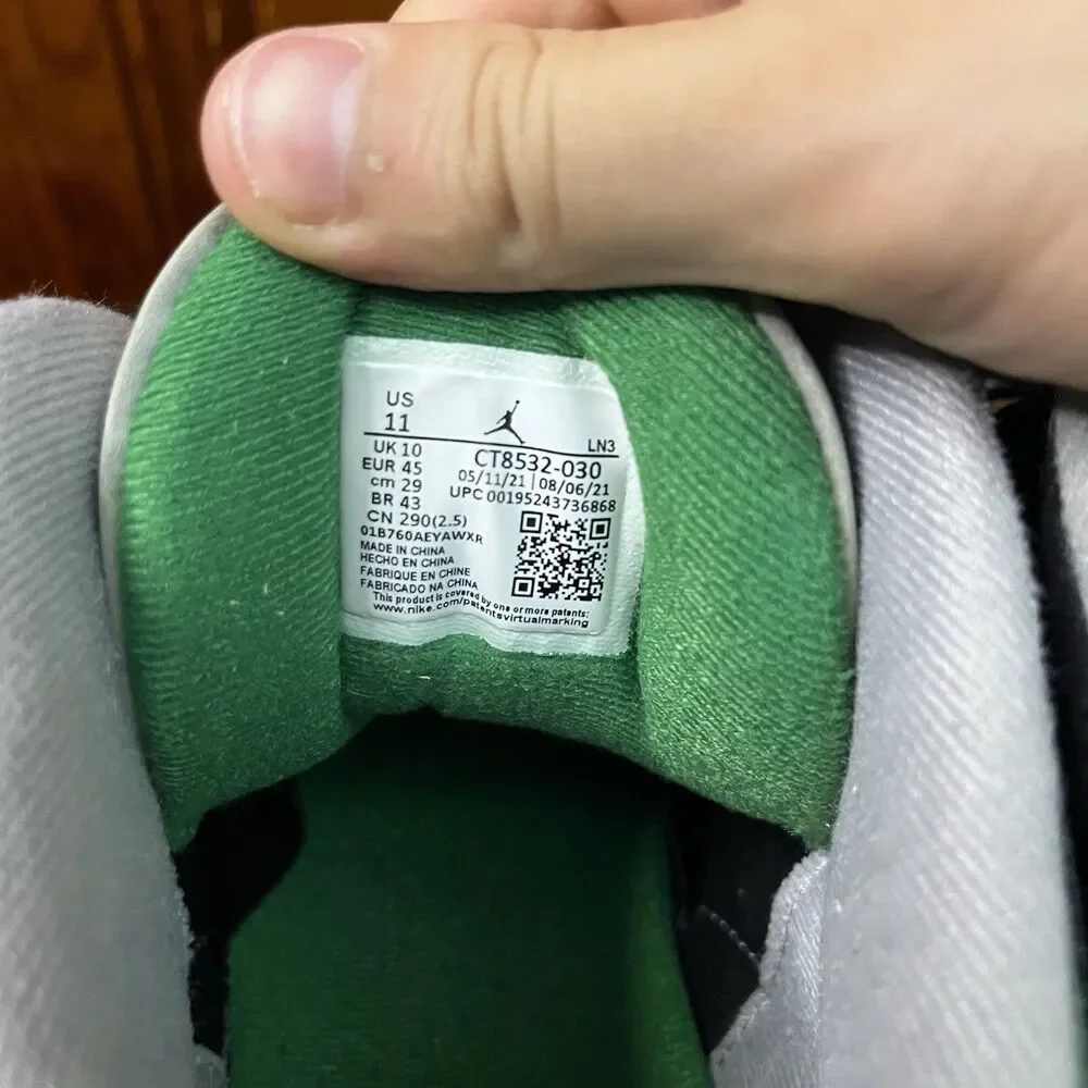 Air Jordan 3 Retro Pine Green/Black Size 11 Men CT8532-030 NO BOX USED